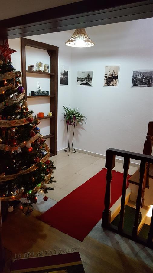 Bujtina E Bardhe 3* Korce