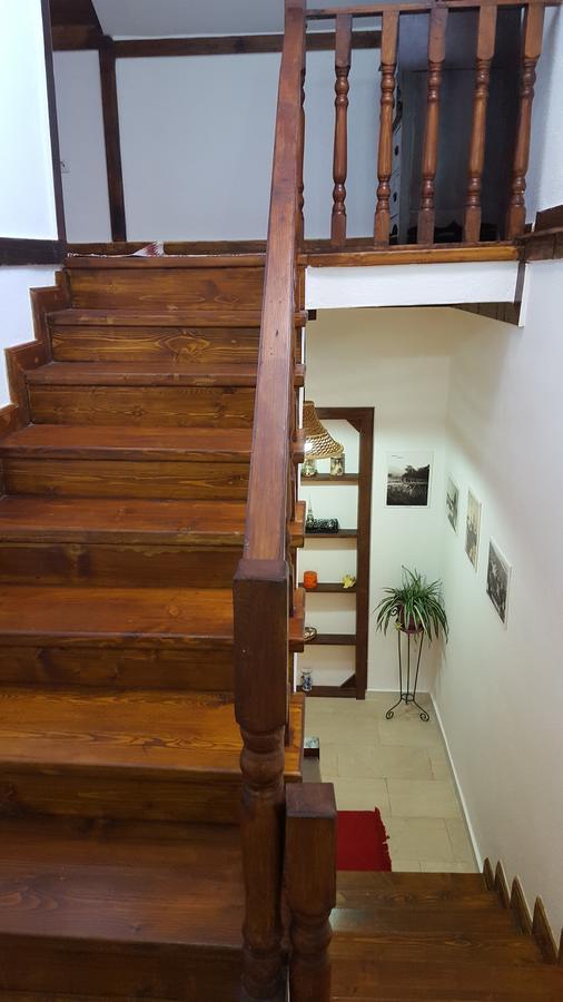 Bujtina E Bardhe 3* Korce